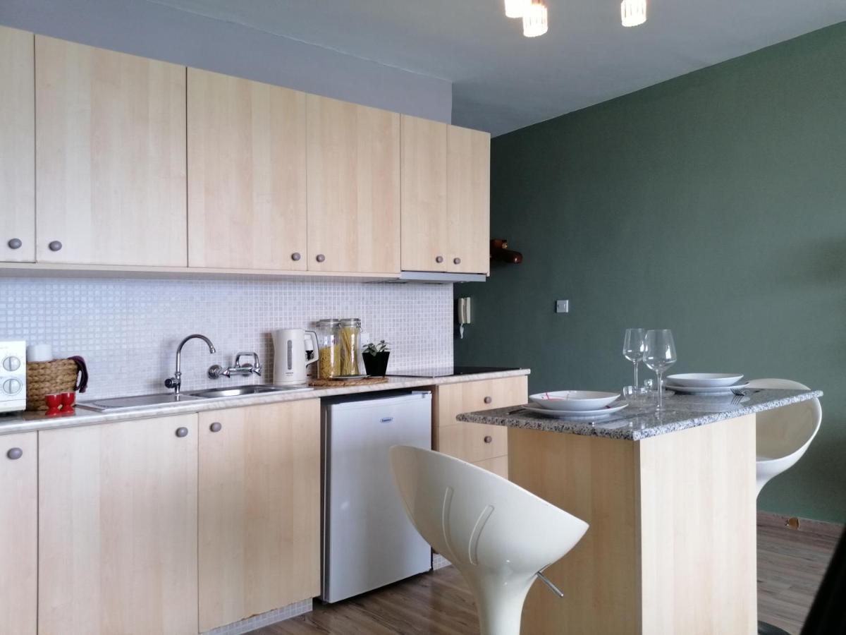 A City-Center Seaview Penthouse At Oceanic Limassol Exteriör bild